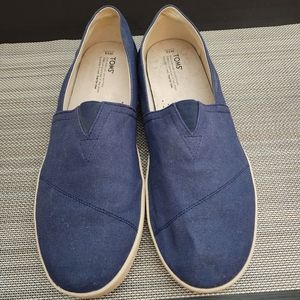 TOMS blue canvas men's shoes size 13